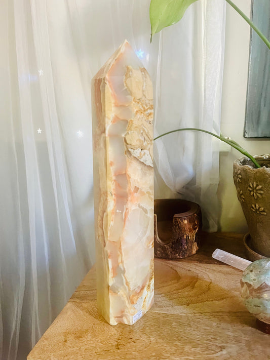 12” Mexican Onyx Crystal Point