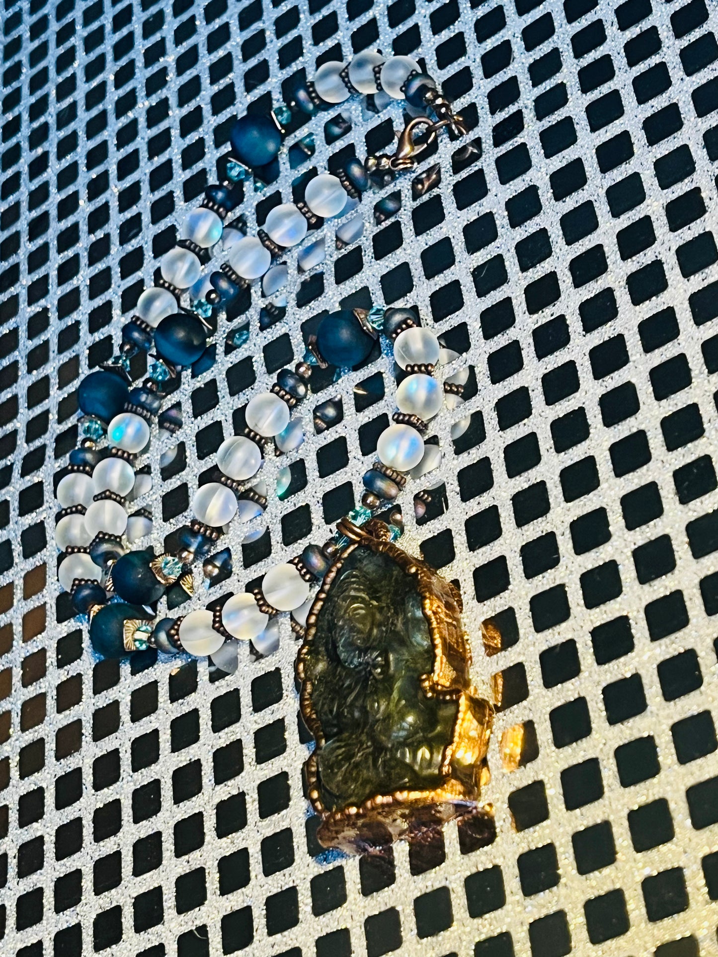 Labradorite Ganesha Necklace with Earrings